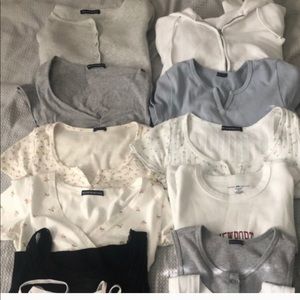 BRANDY MELVILLE GIVEAWAY ENTRY!!